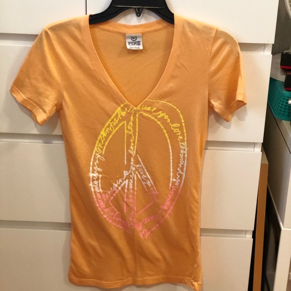 VSPink T-shirt - Picture 1 of 2